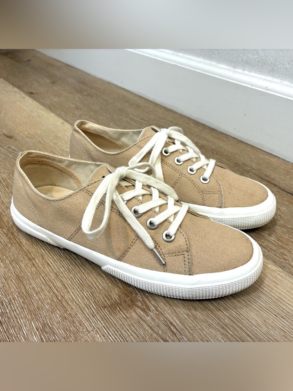 Lauren by Ralph Lauren Jolie Khaki Tan Canvas Tennis Shoes Women’s Size 9.5